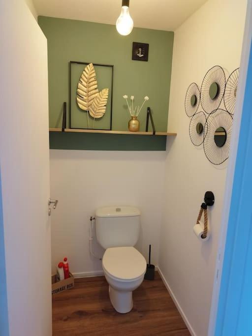 Appartement Au Coeur De Пампол Екстериор снимка