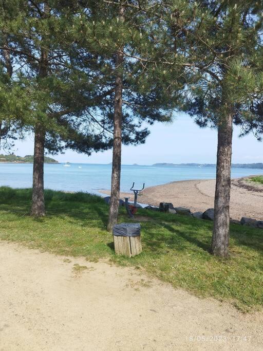 Appartement Au Coeur De Пампол Екстериор снимка